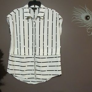 ALFANI Sleeveless Top. Sz. 10.